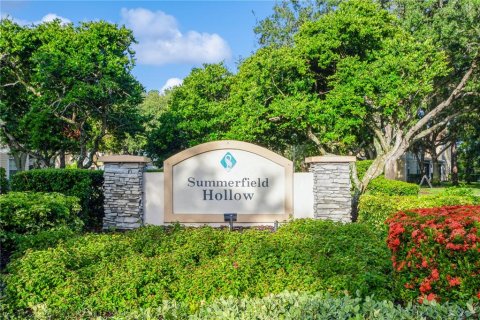 Townhouse in Lakewood Ranch, Florida 2 bedrooms, 157.1 sq.m. № 1852965 - photo 2