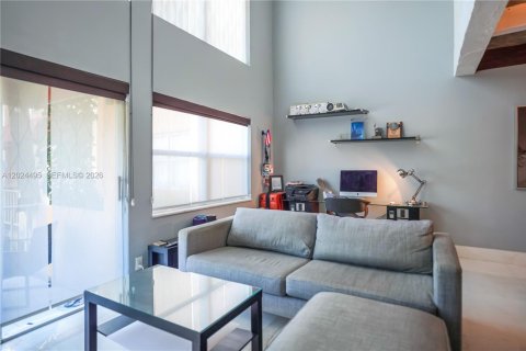Copropriété à louer à Hialeah, Floride: 1 chambre, 87.61 m2 № 2257319 - photo 12
