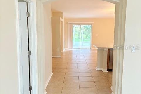 Villa ou maison à louer à Palm Coast, Floride: 4 chambres, 187.11 m2 № 1913020 - photo 3