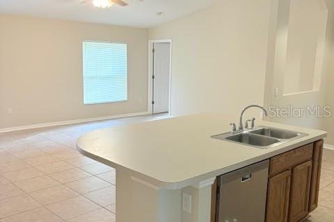 Villa ou maison à louer à Palm Coast, Floride: 4 chambres, 187.11 m2 № 1913020 - photo 9