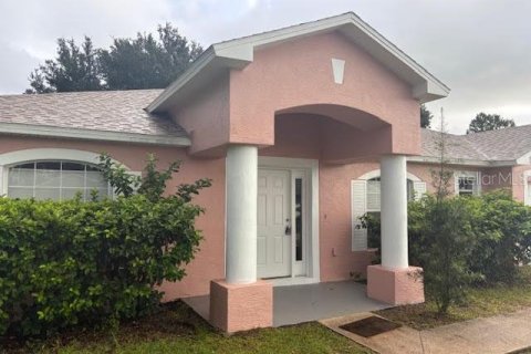 Casa en alquiler en Palm Coast, Florida, 4 dormitorios, 187.11 m2 № 1913020 - foto 1
