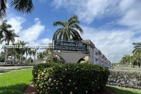 Condominio en Hallandale Beach, Florida, 1 dormitorio  № 2017624