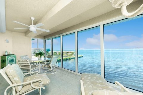 Condominio en venta en Punta Gorda, Florida, 3 dormitorios, 223.71 m2 № 1549920 - foto 3