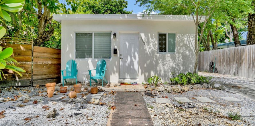 Villa ou maison à Miami, Floride 4 chambres, 122.63 m2 № 1956695
