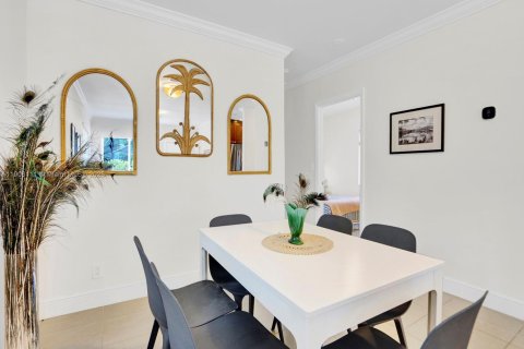 Villa ou maison à louer à Miami, Floride: 4 chambres, 122.63 m2 № 1956695 - photo 8