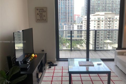 Снять в аренду квартиру в Майами, Флорида 1 спальня, 79.15м2, № 2003132 - фото 18