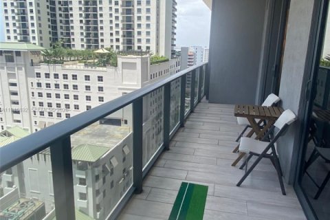 Снять в аренду квартиру в Майами, Флорида 1 спальня, 79.15м2, № 2003132 - фото 16