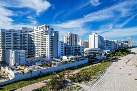 Copropriété à louer à Miami Beach, Floride: 1 chambre, 91.04 m2 № 1889093 - photo 3