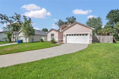 Casa en alquiler en Oviedo, Florida, 3 dormitorios, 121.24 m2 № 1877073 - foto 2