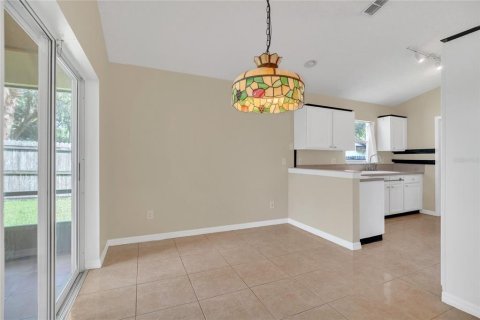 Casa en alquiler en Oviedo, Florida, 3 dormitorios, 121.24 m2 № 1877073 - foto 10
