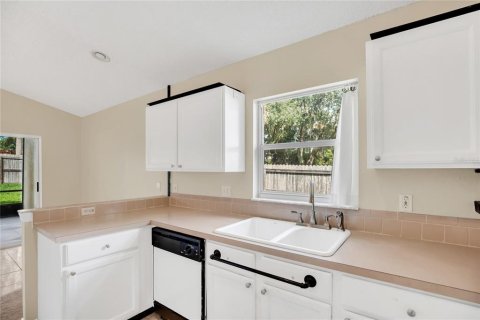 Casa en alquiler en Oviedo, Florida, 3 dormitorios, 121.24 m2 № 1877073 - foto 14
