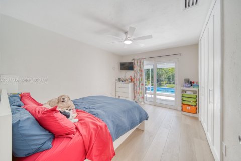 House in Palmetto Bay, Florida 5 bedrooms № 2066511 - photo 26