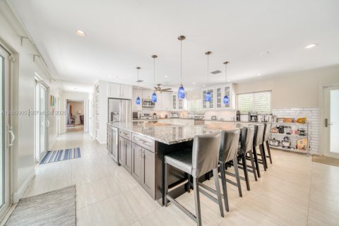 House in Palmetto Bay, Florida 5 bedrooms № 2066511 - photo 14