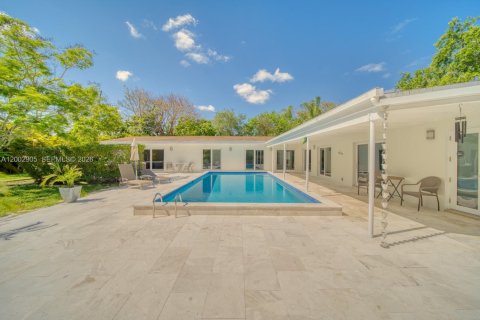 House in Palmetto Bay, Florida 5 bedrooms № 2066511 - photo 3