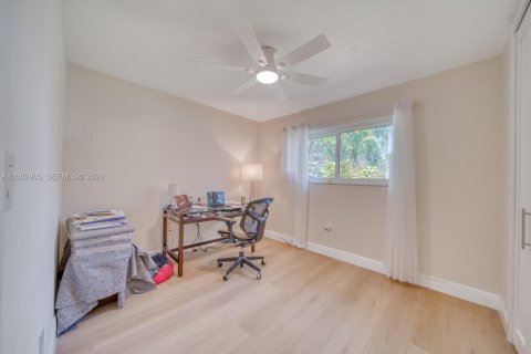 House in Palmetto Bay, Florida 5 bedrooms № 2066511 - photo 25