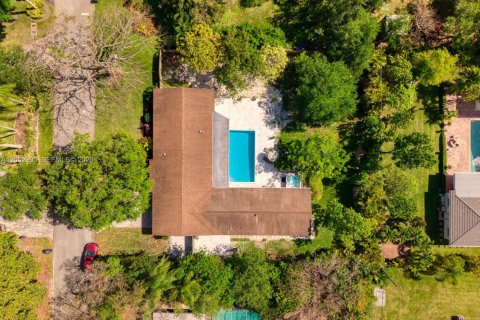 House in Palmetto Bay, Florida 5 bedrooms № 2066511 - photo 8