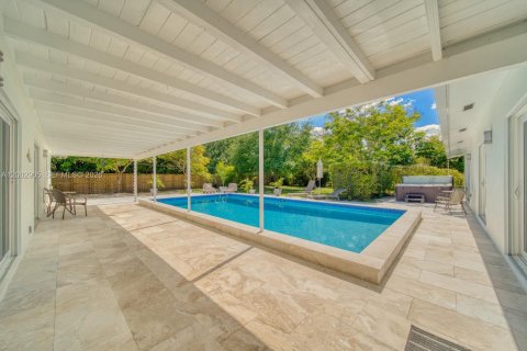 House in Palmetto Bay, Florida 5 bedrooms № 2066511 - photo 6
