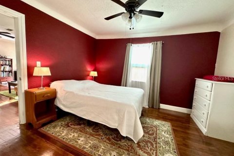 Immobilier commercial à vendre à Saint Petersburg, Floride: 7 chambres, 307.69 m2 № 2388513 - photo 18