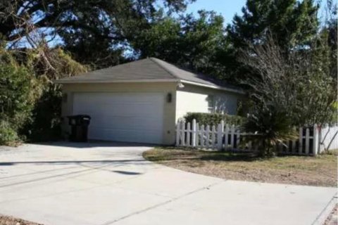 House in Orlando, Florida 2 bedrooms, 117.06 sq.m. № 2222973 - photo 6