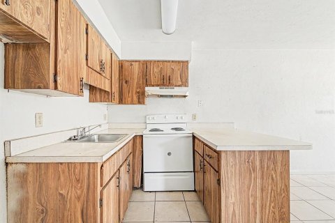 Commercial property in Ocala, Florida 250.37 sq.m. № 2237329 - photo 10
