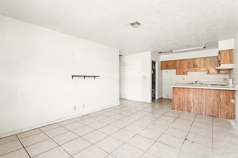 Commercial property in Ocala, Florida 250.37 sq.m. № 2237329 - photo 12