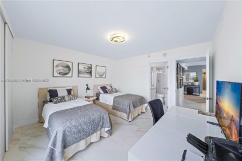 Condo in Aventura, Florida, 3 bedrooms  № 1994592 - photo 9