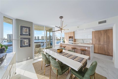 Condo in Aventura, Florida, 3 bedrooms  № 1994592 - photo 4