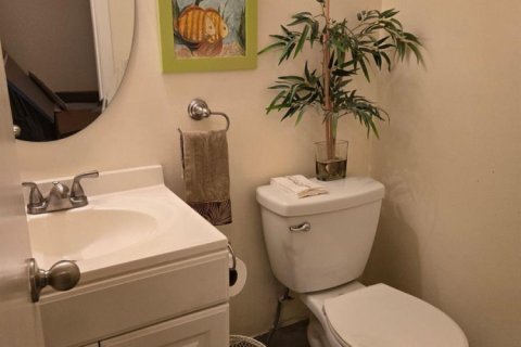 Condo in Deerfield Beach, Florida, 1 bedroom № 2178065 - photo 6