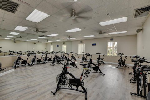 Condo in Deerfield Beach, Florida, 1 bedroom № 2178065 - photo 26