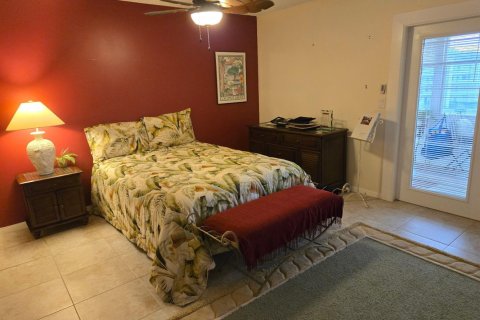 Condo in Deerfield Beach, Florida, 1 bedroom № 2178065 - photo 7