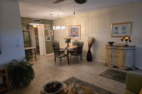 Condo in Deerfield Beach, Florida, 1 bedroom № 2178065 - photo 3