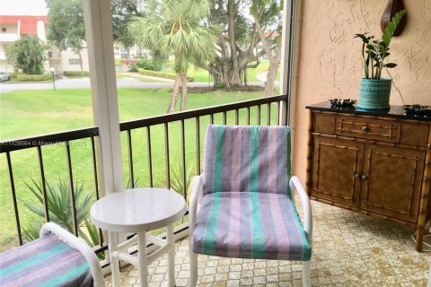 Copropriété à louer à Pembroke Pines, Floride: 2 chambres, 108.7 m2 № 1985228 - photo 6