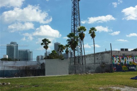 Immobilier commercial à vendre à Miami, Floride № 2089254 - photo 8