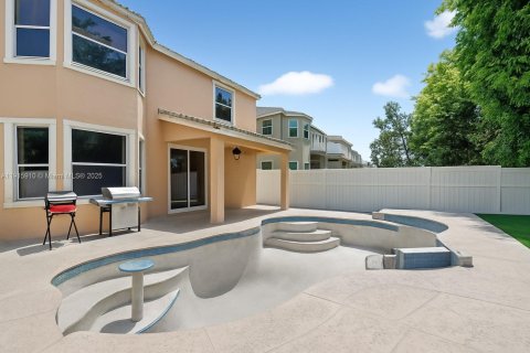 Casa en venta en Royal Palm Beach, Florida, 5 dormitorios, 250.19 m2 № 1970594 - foto 5