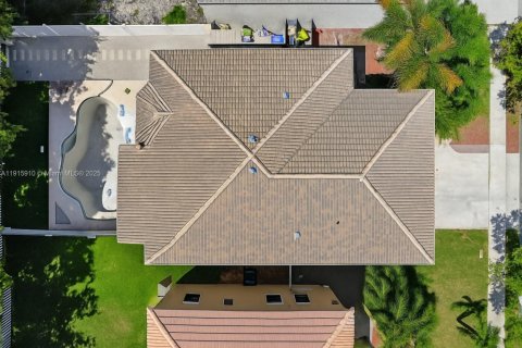 Casa en venta en Royal Palm Beach, Florida, 5 dormitorios, 250.19 m2 № 1970594 - foto 6