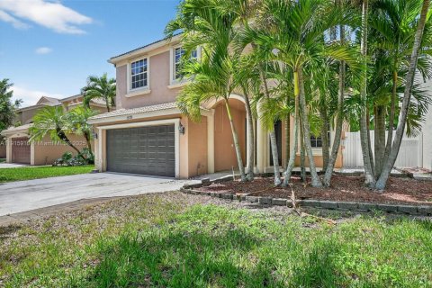 Casa en venta en Royal Palm Beach, Florida, 5 dormitorios, 250.19 m2 № 1970594 - foto 8