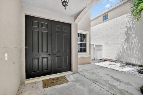 Casa en venta en Royal Palm Beach, Florida, 5 dormitorios, 250.19 m2 № 1970594 - foto 9