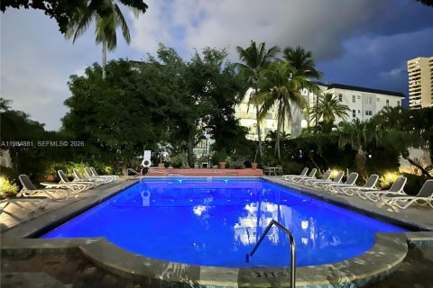 Купить кондоминиум в Майами-Бич, Флорида 26.94м2, № 2046600 - фото 5