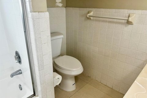 Купить виллу или дом в Форт-Лодердейл, Флорида 3 комнаты, 141.03м2, № 2429821 - фото 13