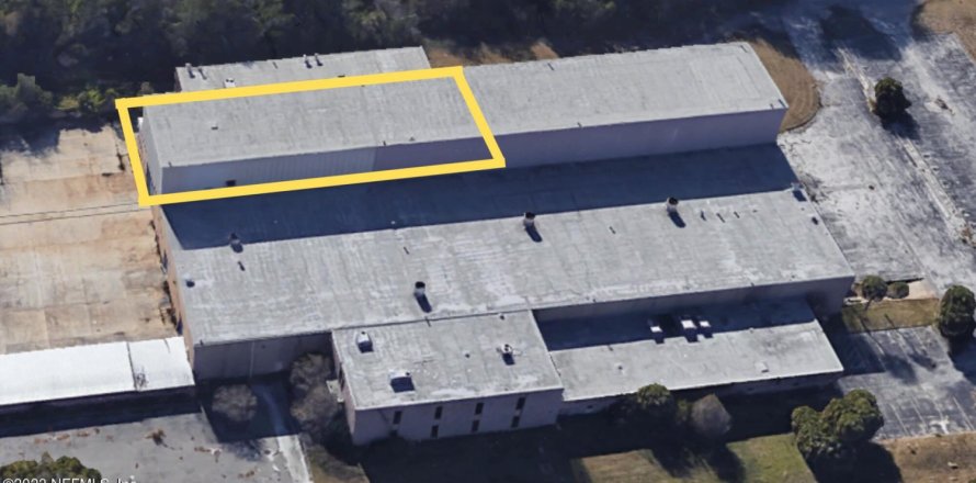 Propiedad comercial en Jacksonville, Florida 650.32 m2 № 769375