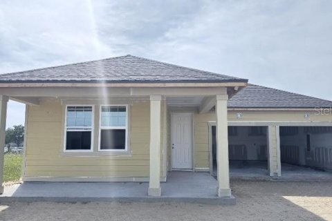House in Mount Dora, Florida 3 bedrooms, 191.94 sq.m. № 1626980 - photo 2