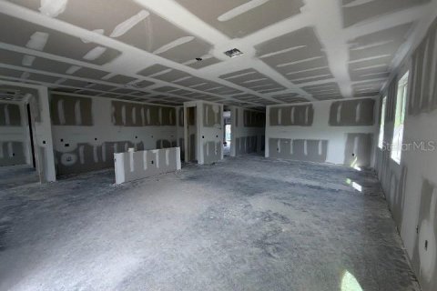 House in Mount Dora, Florida 3 bedrooms, 191.94 sq.m. № 1626980 - photo 5