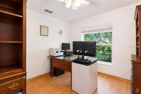 House in Lakeland, Florida 3 bedrooms, 215.72 sq.m. № 2198543 - photo 14