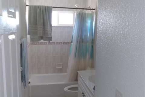 House in Placida, Florida 3 bedrooms, 114.46 sq.m. № 1512169 - photo 11