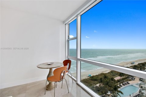 Copropriété à louer à Miami Beach, Floride: 2 chambres, 111.48 m2 № 2390391 - photo 23