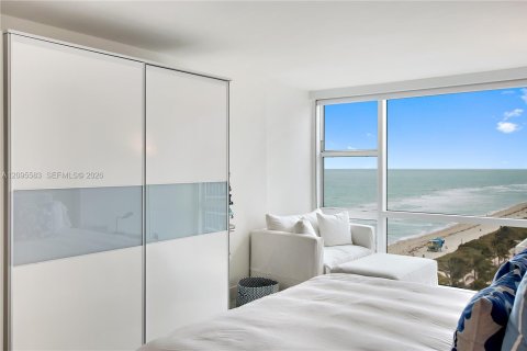Copropriété à louer à Miami Beach, Floride: 2 chambres, 111.48 m2 № 2390391 - photo 11
