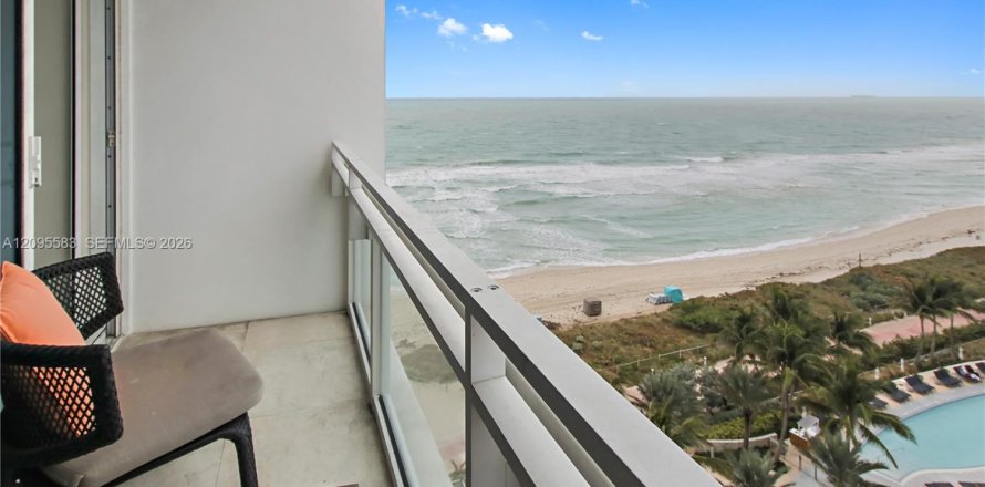 Condo à Miami Beach, Floride, 2 chambres  № 2390391