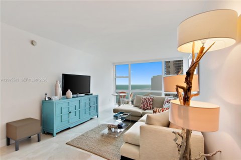 Copropriété à louer à Miami Beach, Floride: 2 chambres, 111.48 m2 № 2390391 - photo 19