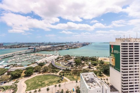 Condominio en venta en Miami, Florida, 2 dormitorios, 98.29 m2 № 2154638 - foto 28