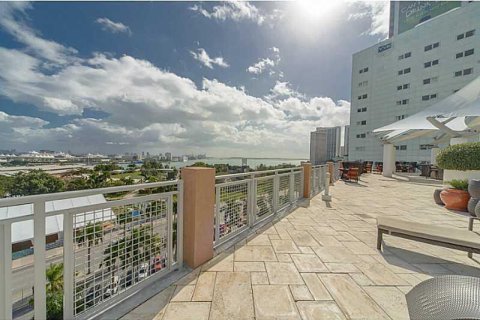Condominio en venta en Miami, Florida, 2 dormitorios, 98.29 m2 № 2154638 - foto 24